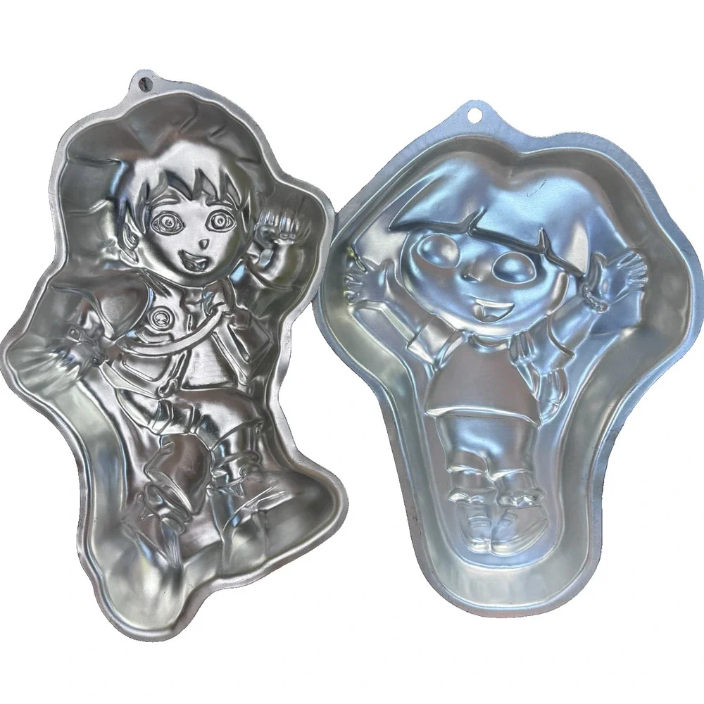 Pair of Vintage 2003 Wilton Dora the Explorer and Diego Aluminum Cake Pans‎ Set